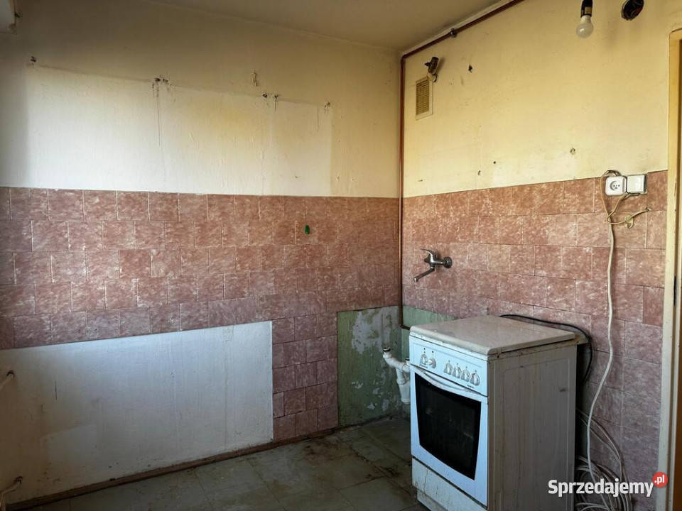 Na sprzedaż mieszkanie o pow 63m2 do remontu Sprzedaż Piotrków Trybunalski