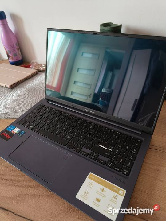 Asus 156 OLED 60hz