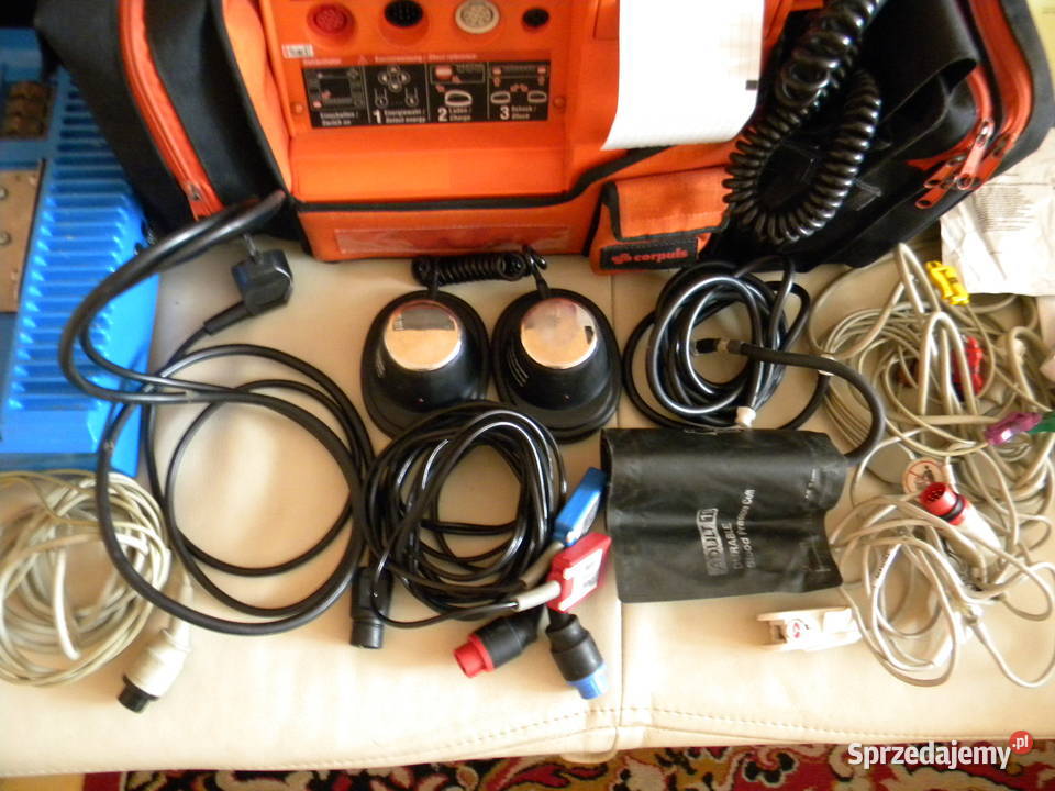 Defibrylator Corpuls 816 sprawny z paszportem śląskie Częstochowa