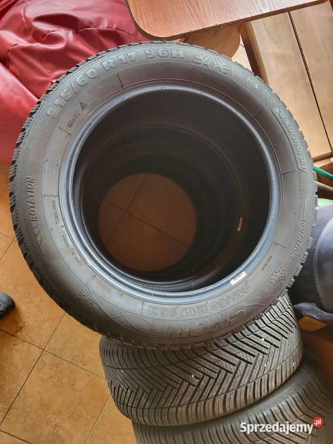 sprzedam opony zimowe Kormoran Snow 21560R17 Motoryzacja Kliczków