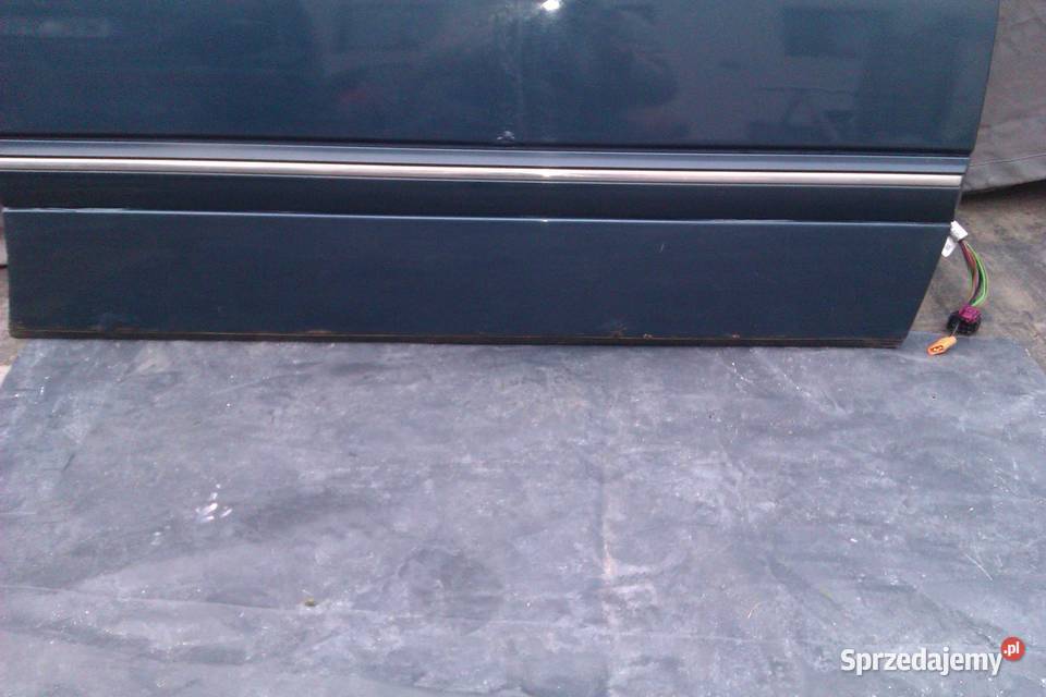drzwi przednie prawe MercedesW210polift Drzwi mazowieckie sprzedam