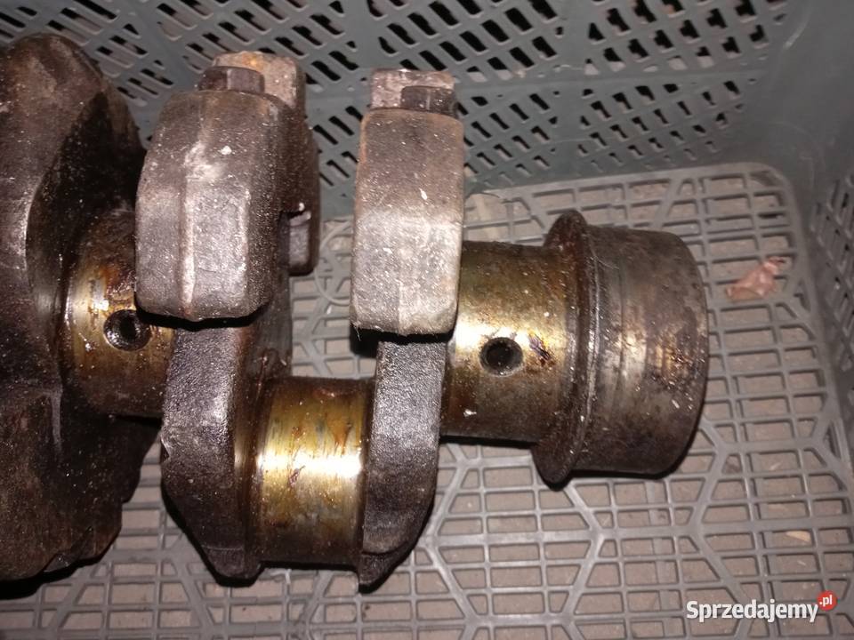 Wał korbowy C328 C 330 335 URSUS