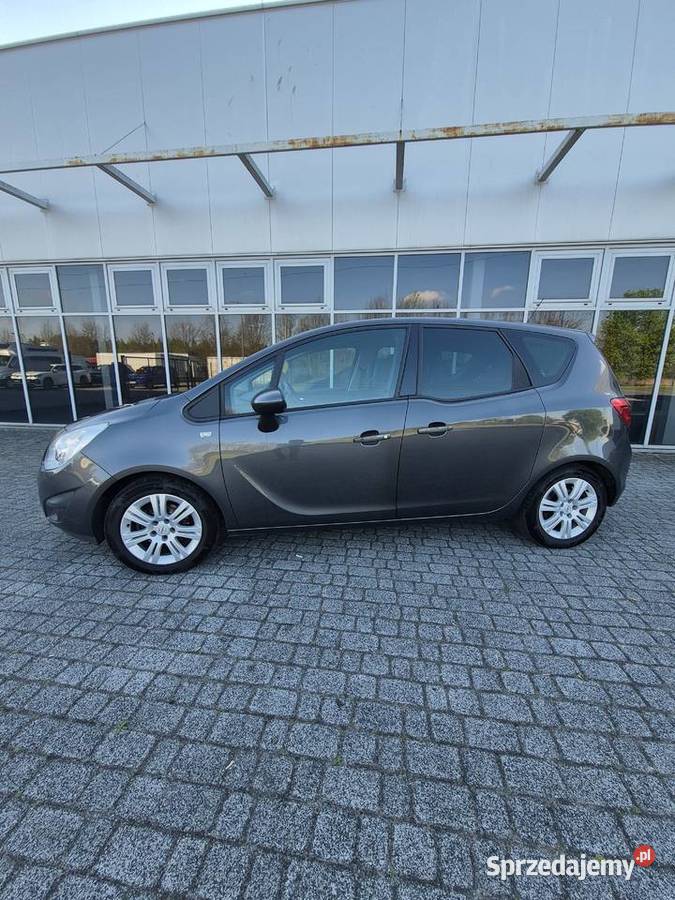 Opel Meriva 14 benzyna 2011 niski przebieg 117