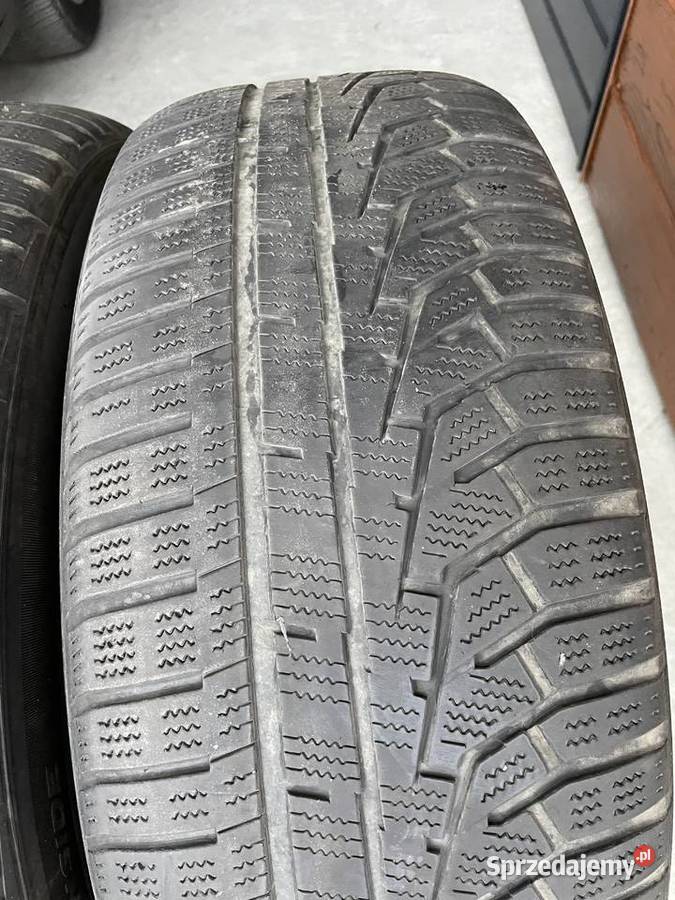 Opony zimowe 19 23555 i 25550