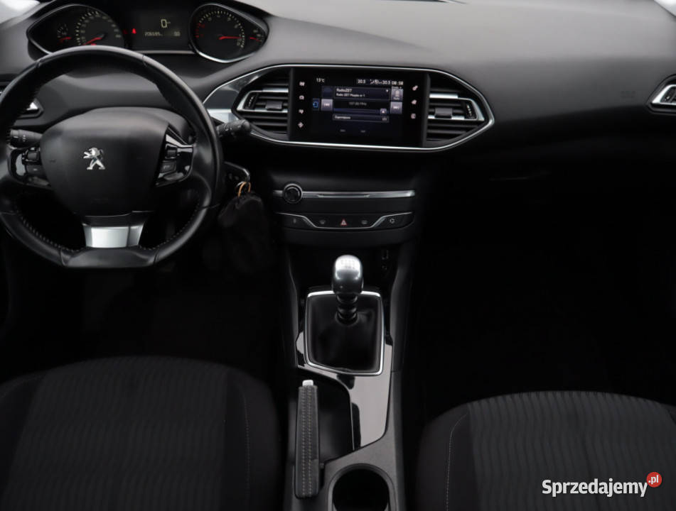 Peugeot 308 12 eTHP lubelskie