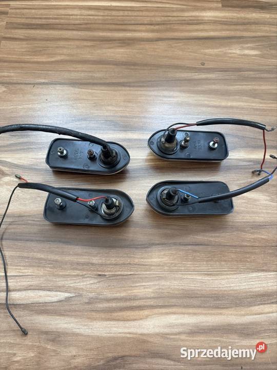 Lampki boczne obrysówki MG MGB MidgetSprit lubuskie Świebodzin