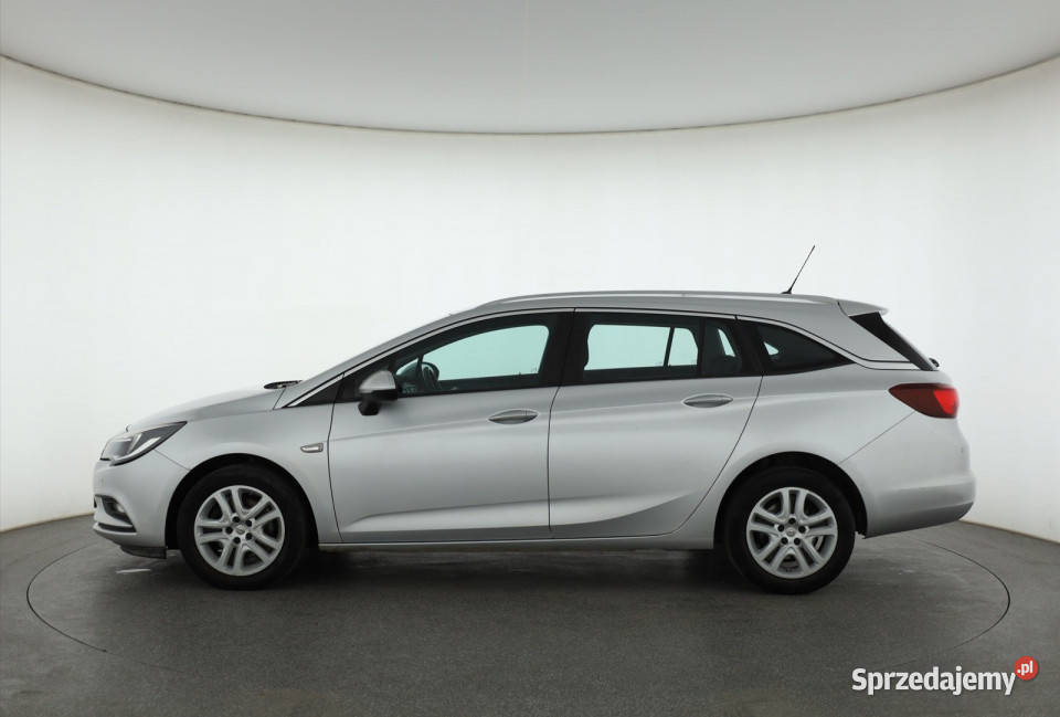 Opel Astra 16 CDTI reflektory ksenonowe Piaseczno