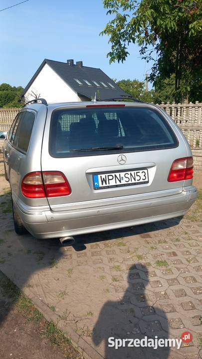 SPRZEDAM E320 nieuszkodzony Płock sprzedam
