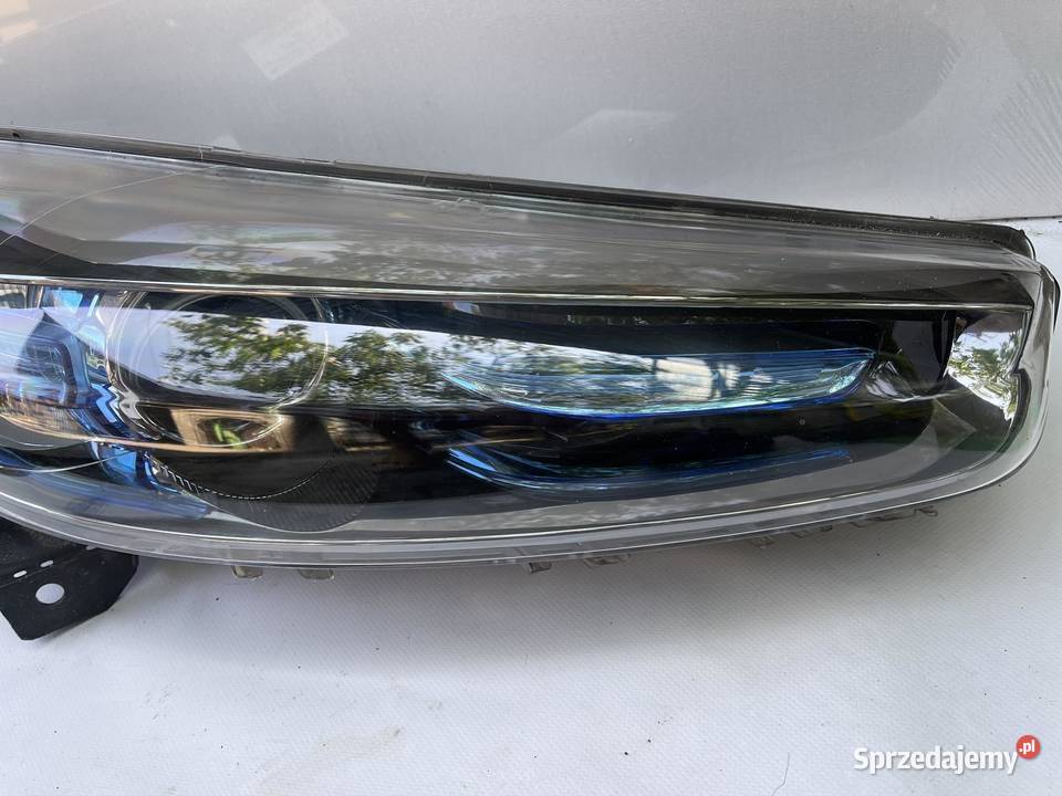 RENAULT ZOE PRAWA LAMPA PRZÓD Ostroróg sprzedam