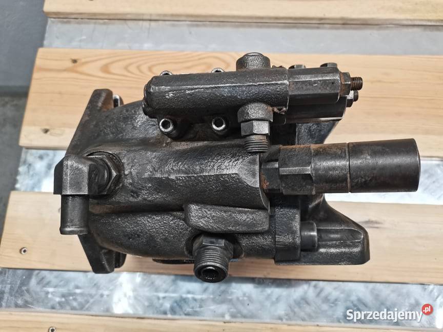 Pompa hydrauliczna Holland LM 732 Rexroth A10V wielkopolskie Wilkowo