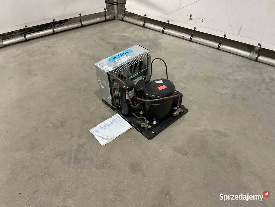 Agregat chłodniczy 1477W UNEK6214ZUT6213Z R134A Góra