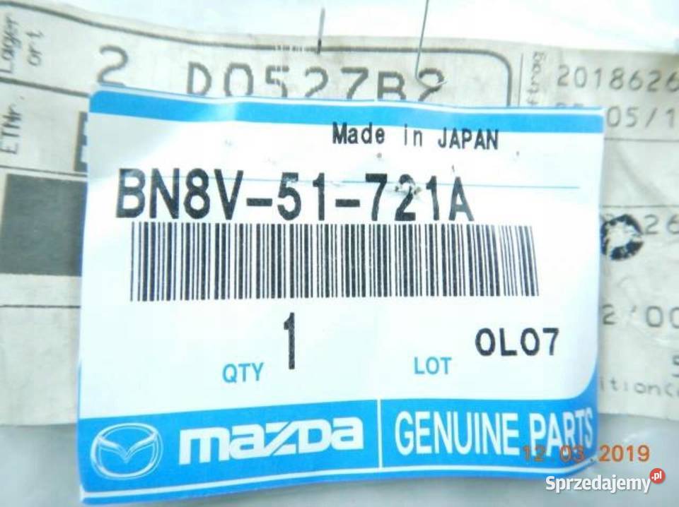 ZNACZEK EMBLEMAT KLAPY MAZDA 3 0409 Pozostałe