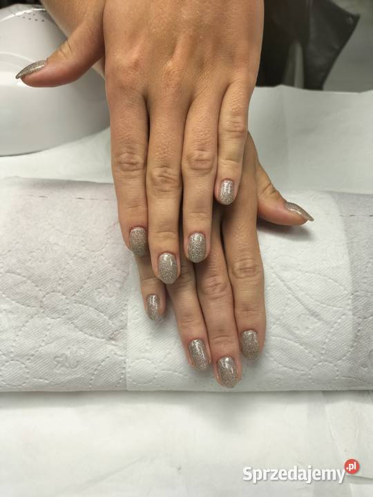 Manicure hybrydowy 80 modelowanie powiekszanie Marki