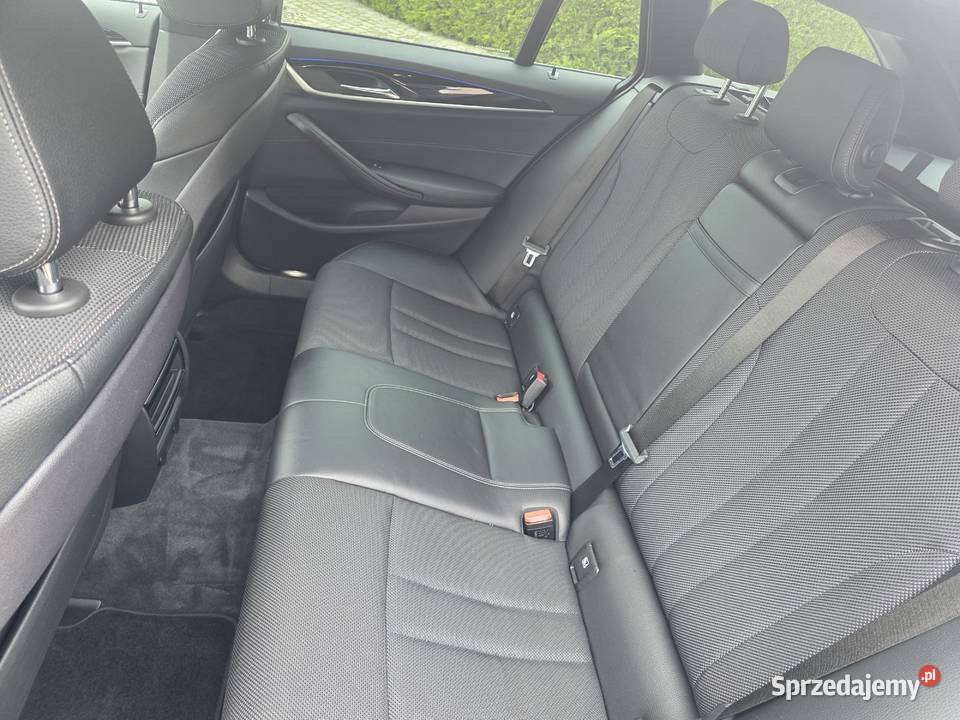 BMW 530D Xdrive G31 Sport line Black 30diesel automatyczna Bielsko-Biała