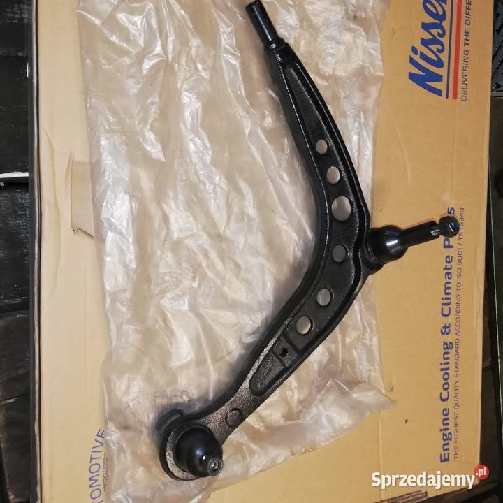 Wahacz prawy przedni BMW 3 E30 Z1 przód Tc710 sprzedam
