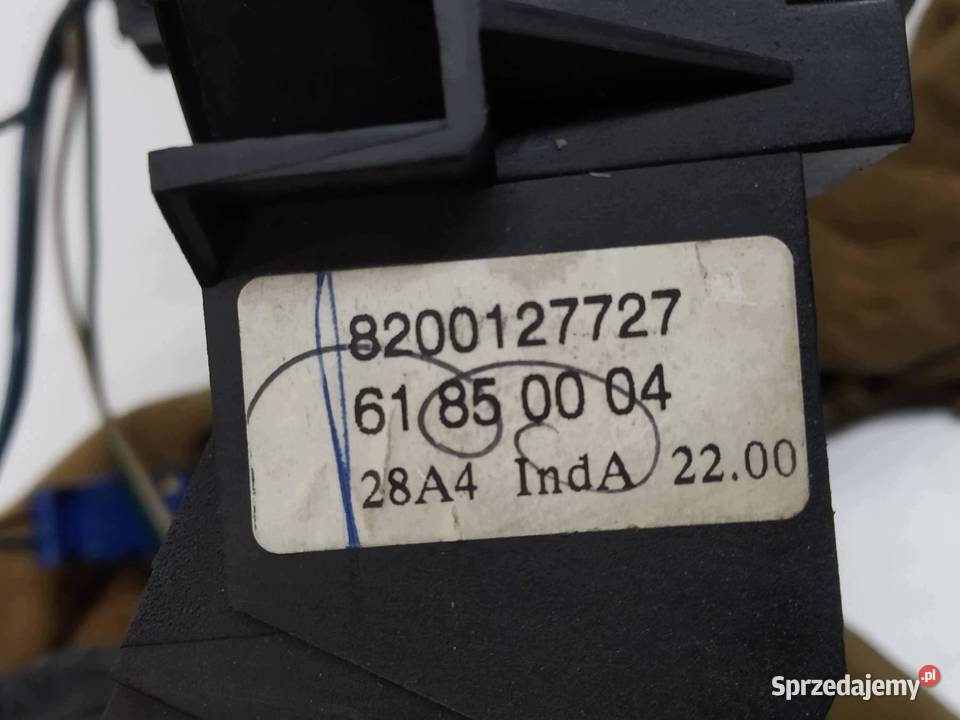 PRZEŁĄCZNIK ZESPOLONY 8200127727 Renault Scenic