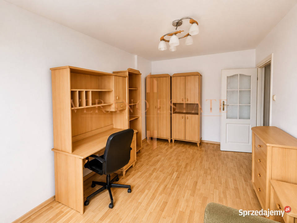 3 pokoje I Niski czynsz I Garaż w Balkon Kłudzienko sprzedam