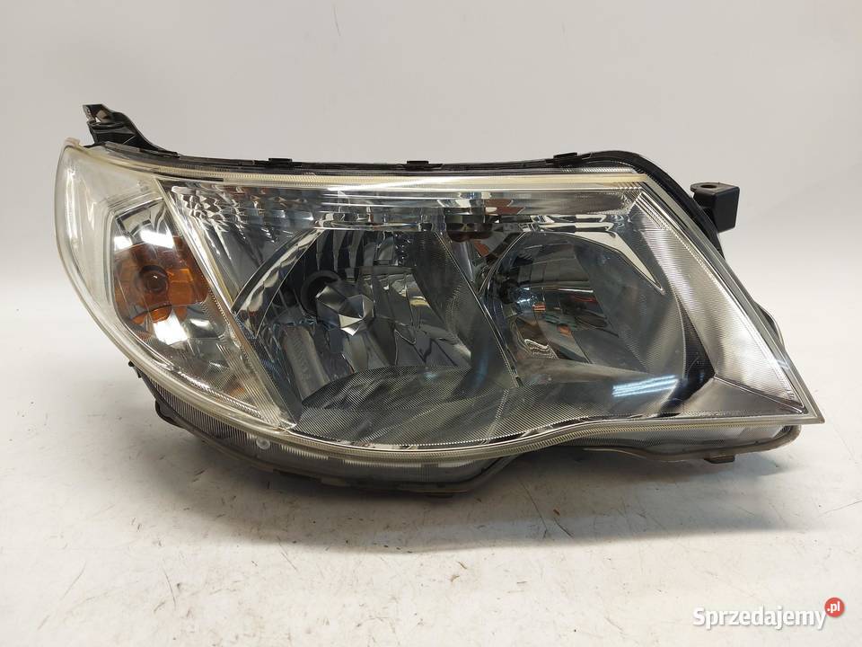 SUBARU Forester III SH Lampa przód prawa RHD UK osobowe