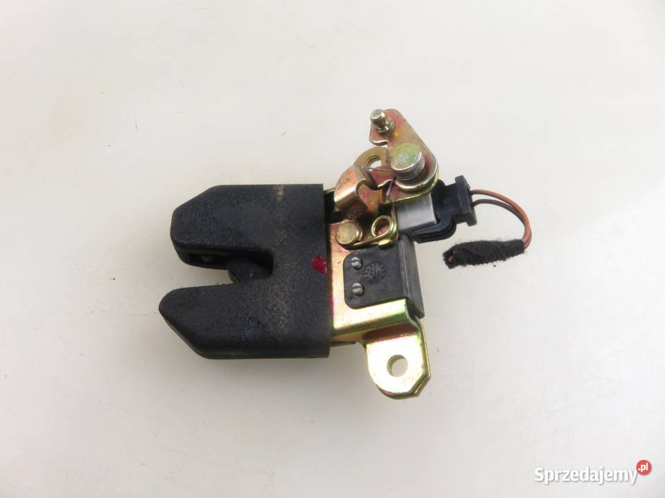 ZAMEK KLAPY VW BORA 1J5827505 sprzedam