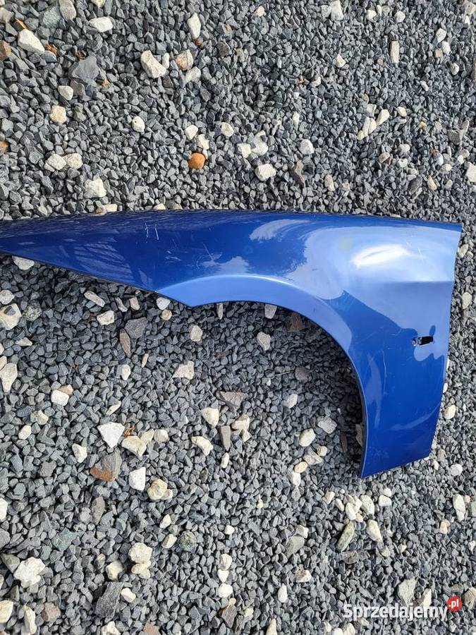 Sprzedam błotnik lewy do bmw e90 sedantouring Zdzieszowice