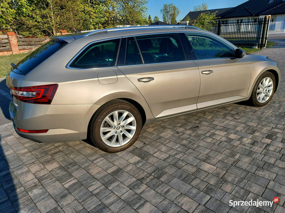 koda Superb Kamera Navi automat XENON LED kurtyny powietrzne lubelskie Drelów