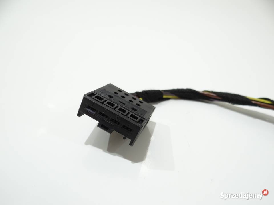 KOSTKA LAMPY TYŁ W KLAPĘ BMW E91 LCI Strzyżewice