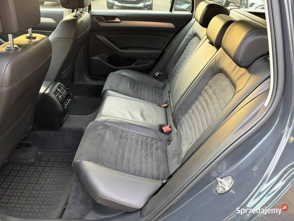 Volkswagen Passat Variant Highline Full LED