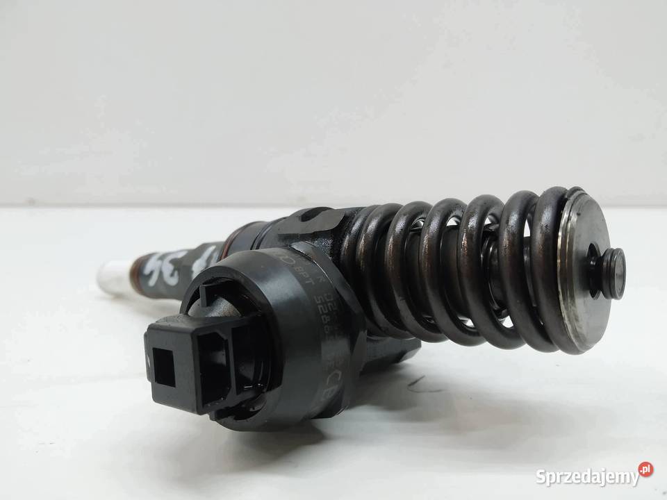 POMPOWTRYSKIWACZ 038130073AR 19 TDI Audi A4 II