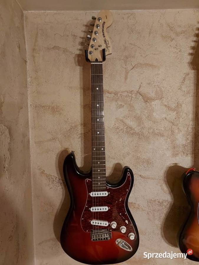 Squier by Fender Stratocaster jak nowa.
