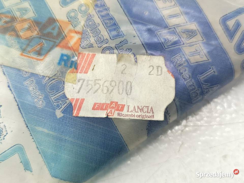 FIAT UNO USZCZELKA PRZEDNIEJ SZYBY