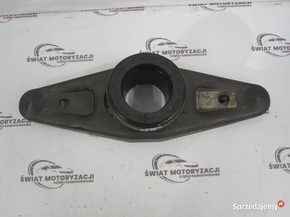 BMW E90 E60 25 B 07r łapa widełki sprzęgła Sprzęgła i elementy świętokrzyskie sprzedam