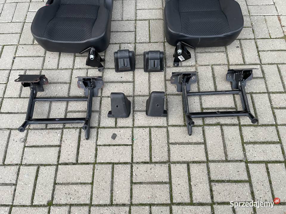 Land Rover Defender fotele siedzenia terenowe lubuskie Kostrzyn nad Odrą