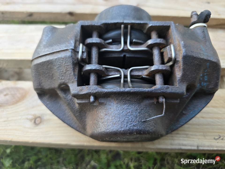 Zacisk Hamulcowy Przedni Lewy Bendix 57mm osobowe Skawina sprzedam