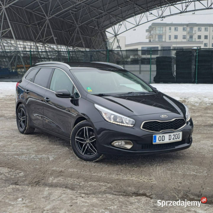 Kia Ceed Kia Ceed 16 GDI Fifa World Cup Edition Ostrów Mazowiecka sprzedam