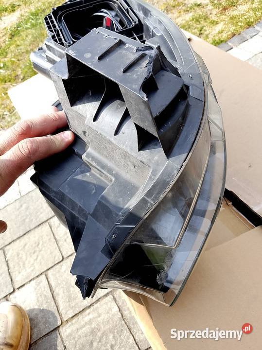 Lampa Prawa Kadjar Gołuchów