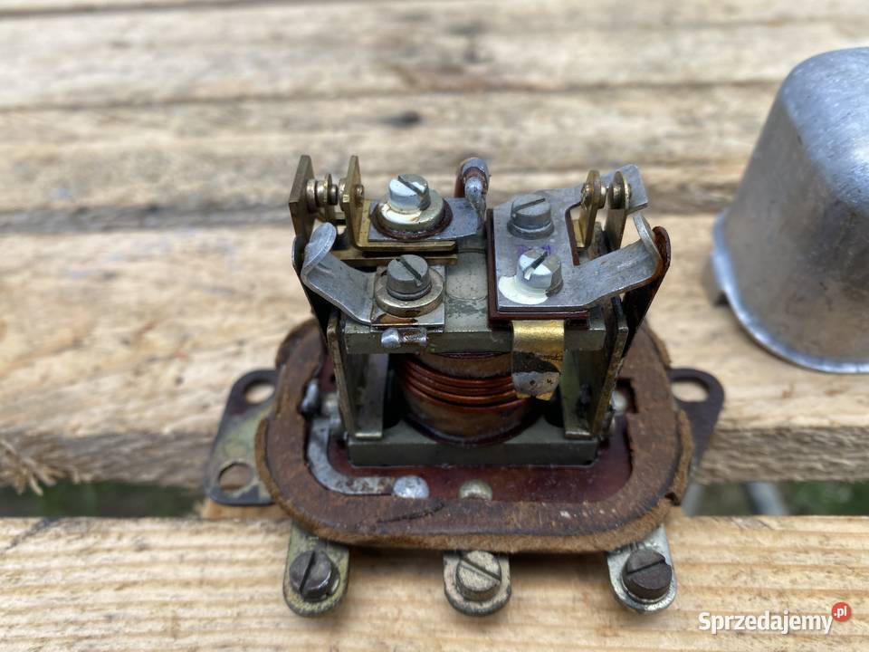 REGULATOR NAPIĘCIA MZ ETZ TS TROPIK 250 150 151 Elementy nadwozia