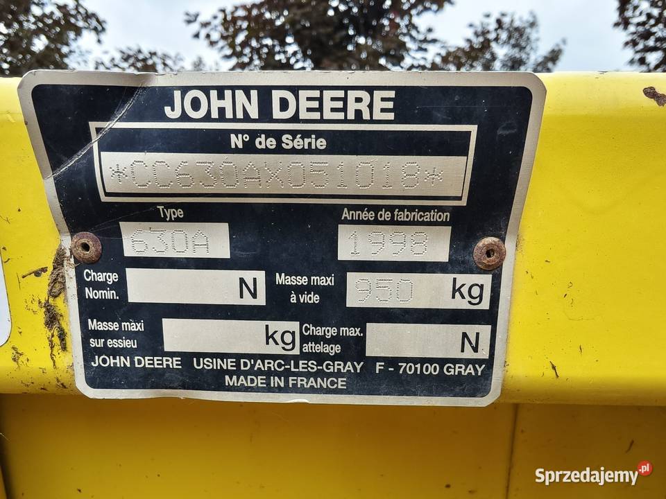 Podbieracz do trawy pickup John Deere 630a Gutanów
