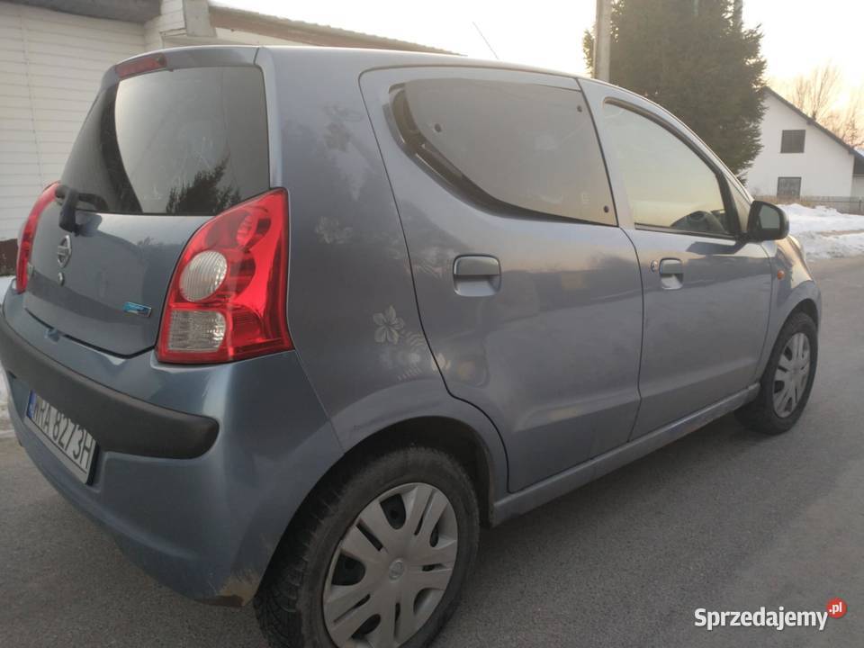 Nissan benzyna 10 2009 lać i jeździć Staszów