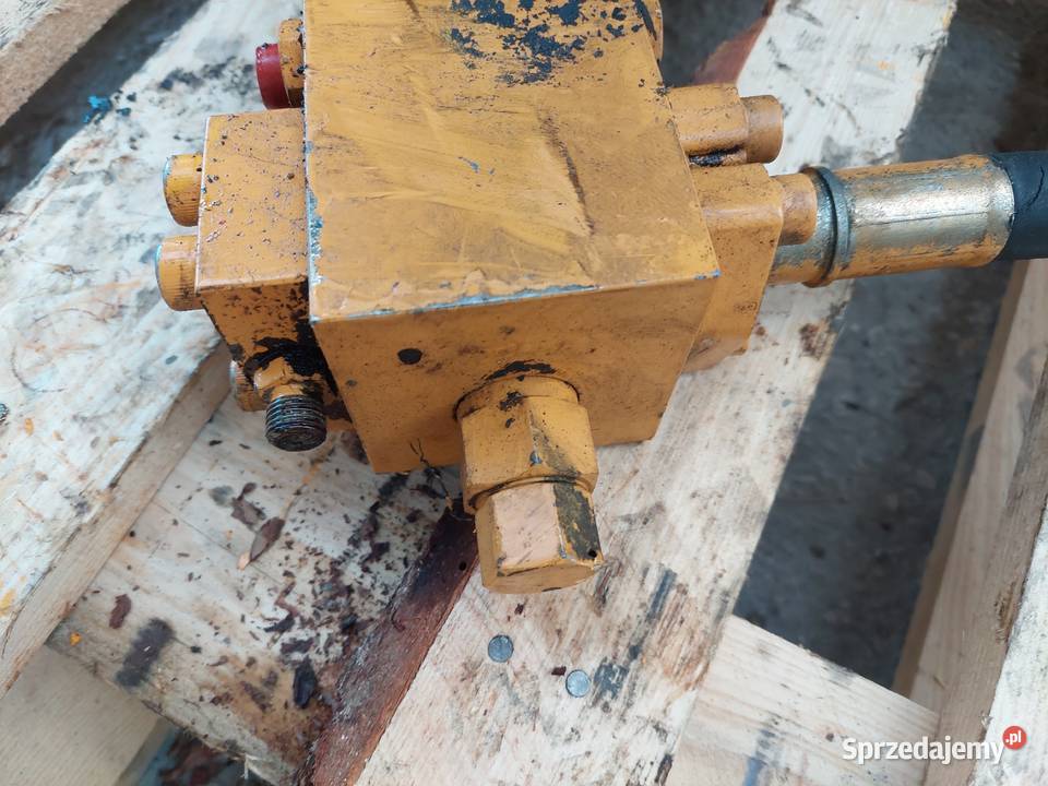 7 WYJŚĆ KOSTKA ZAWÓR ZAMEK HYDRAULICZNY HYD Kielce sprzedam
