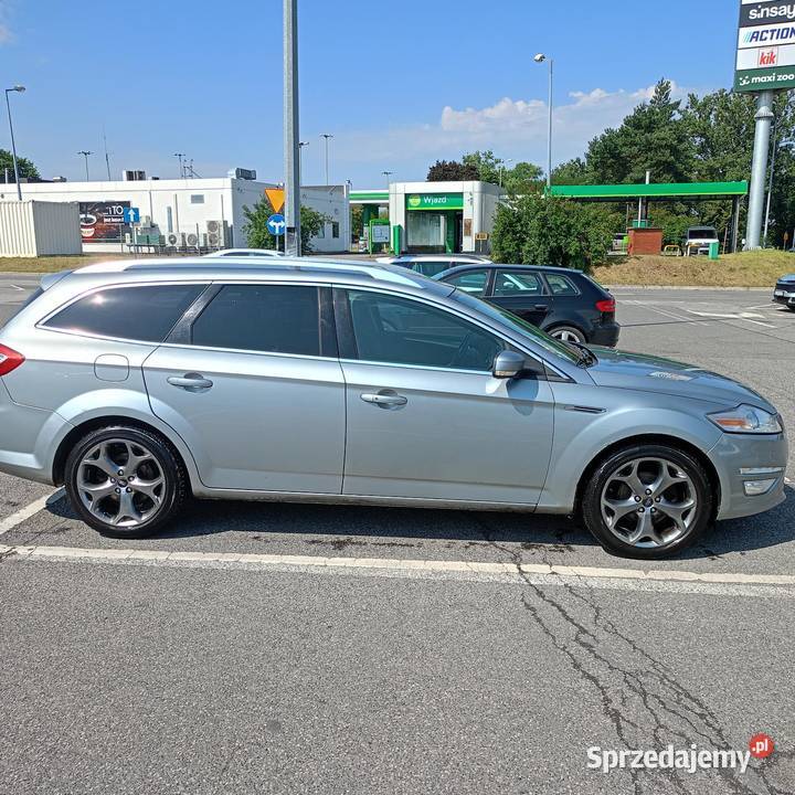 Ford Mondeo MK4 2 l TDCI 2011 wersja ghia uszkodzony łódzkie