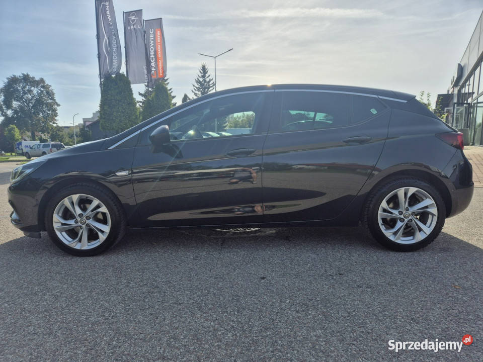 Opel Astra K 20152021 nieuszkodzony
