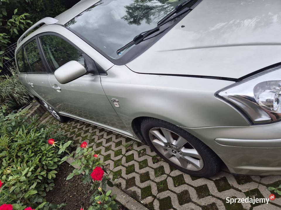 Części Toyota Avensis
