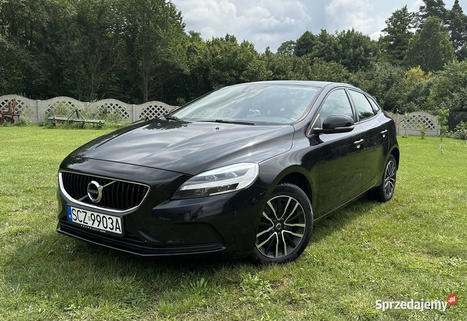 Volvo V40 Sprzedam Volvo V40 2017 Momentum 4/5 Lelów sprzedam