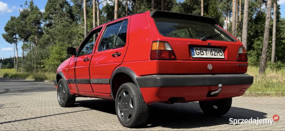 VW Golf II GL 1990 16 td Nowa Podłoga i Progi szyberdach Świecie