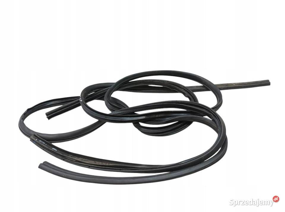 USZCZELKA DRZWI PRAWY LEWY PRZÓD KAROSERYJNA KPL świętokrzyskie