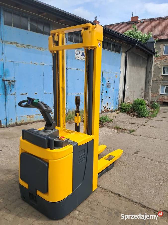 Wózek paleciak elektryczny Jungheinrich ERC 214 Magazynowanie śląskie Bytom