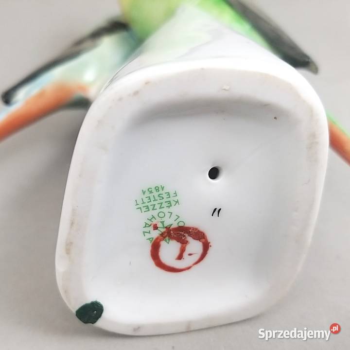 Papużki faliste zielone Hollohaza papugi Węgry Bronisze