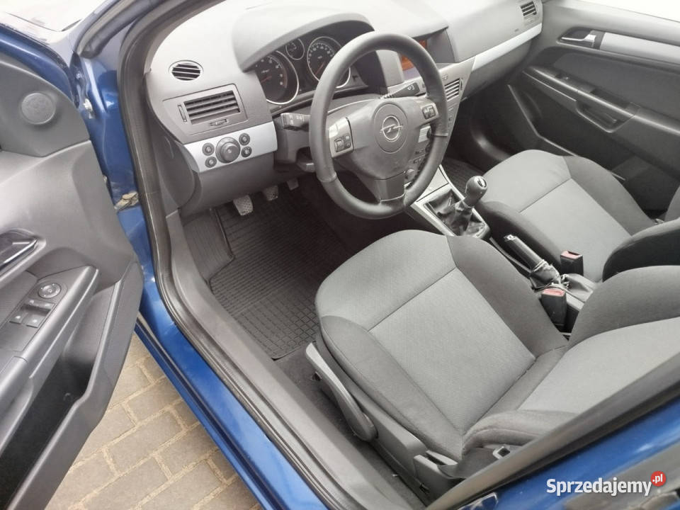 Opel Astra 5 DRZWI 16 BENZYNA klima auto z 105KM Toruń