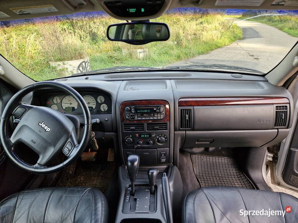 Jeep Grand Cherokee 27 CRD Ostrów Szlachecki