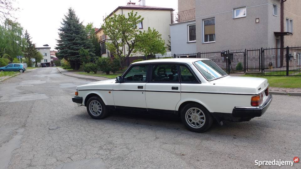 Volvo 240 GL podgrzewane fotele Lublin